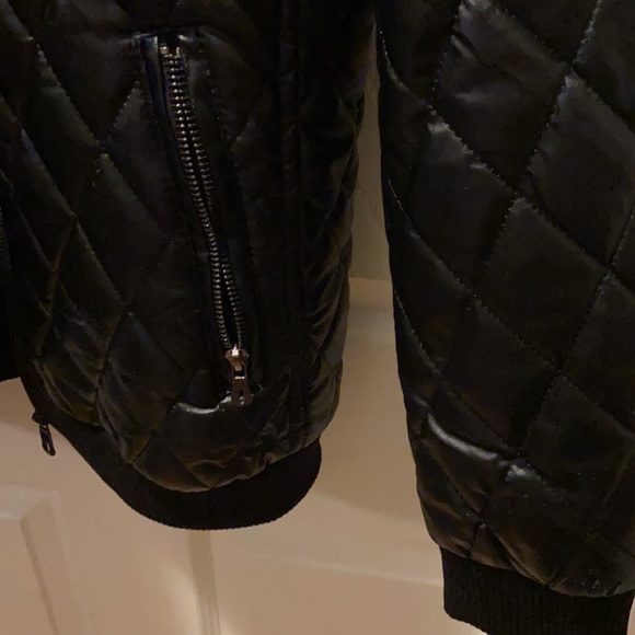 Black Diamond stitched jacket - Picture 5 of 8